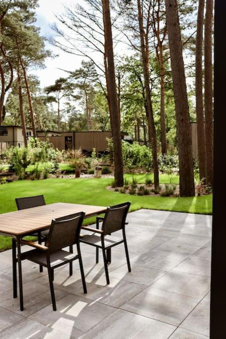 Delightful Luxury 2-Bedroom Holiday Home In Nature Otterlo Luaran gambar
